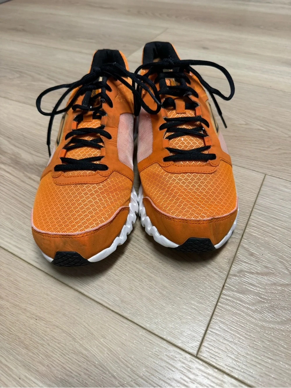 Reebok 3D FuseFrame running shoes in orange with black accents Men’s Size 10